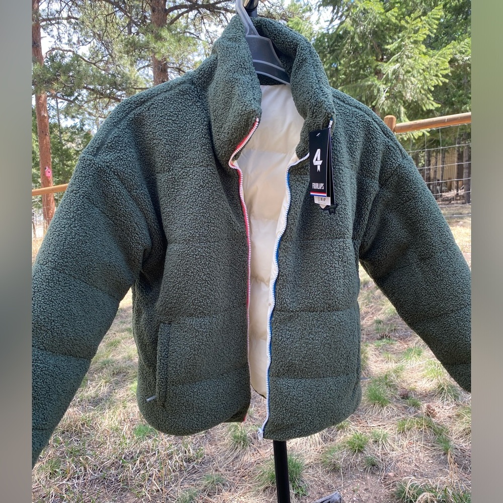 Reversible down coat - Picture 5 of 8